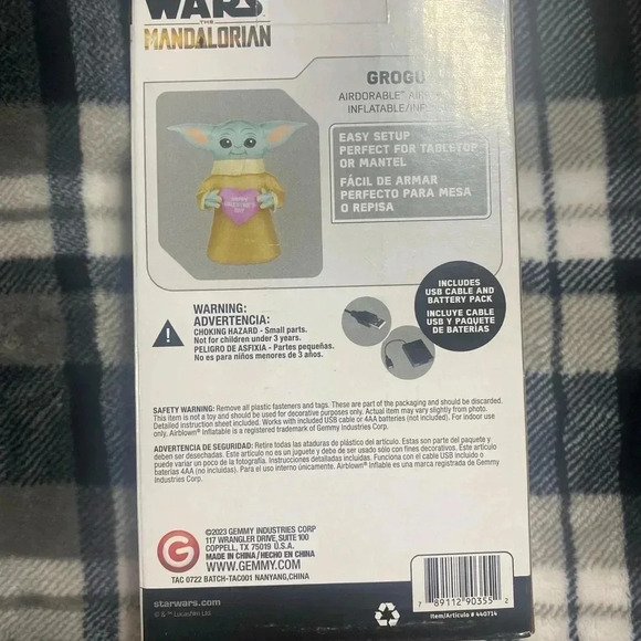 Gemmy Inflatable Grogu Baby Yoda from Star Wars The Mandalorian - Picture 2 of 2